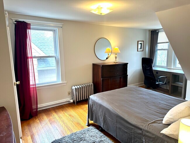 Photo - 354 Humphrey St