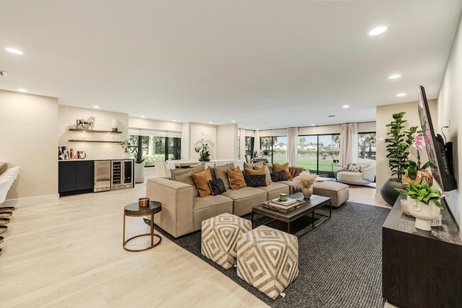 Building Photo - 2835 Polo Island Dr Unit H103