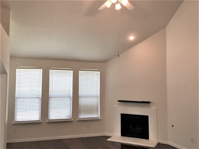 Photo - 8613 Corral Cir