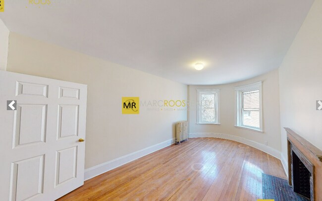 Photo - 1592 Beacon St Unidad F-8