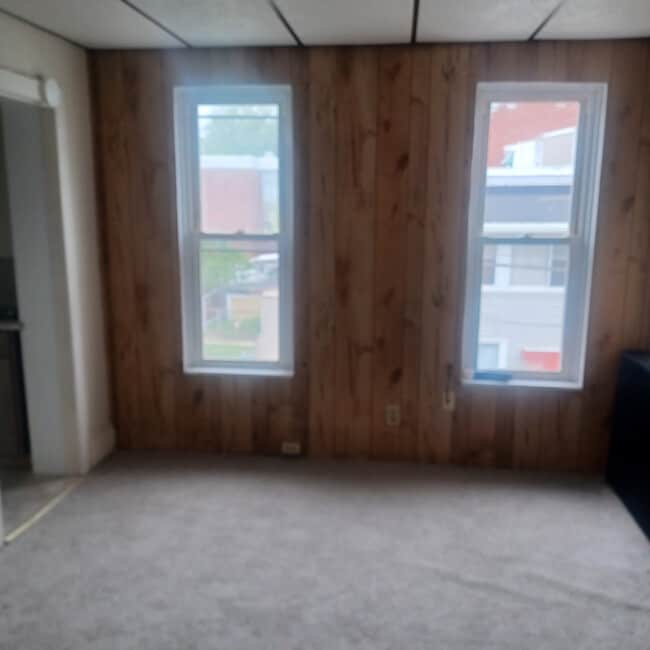 Living room / 12x15 - 324 Franklin St Unit 1 beds,West Reading