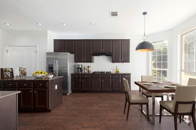 Photo - 1708 Pagedale Cove