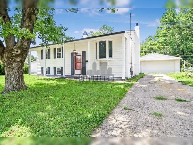 Photo - 3202 Macarthur Ln