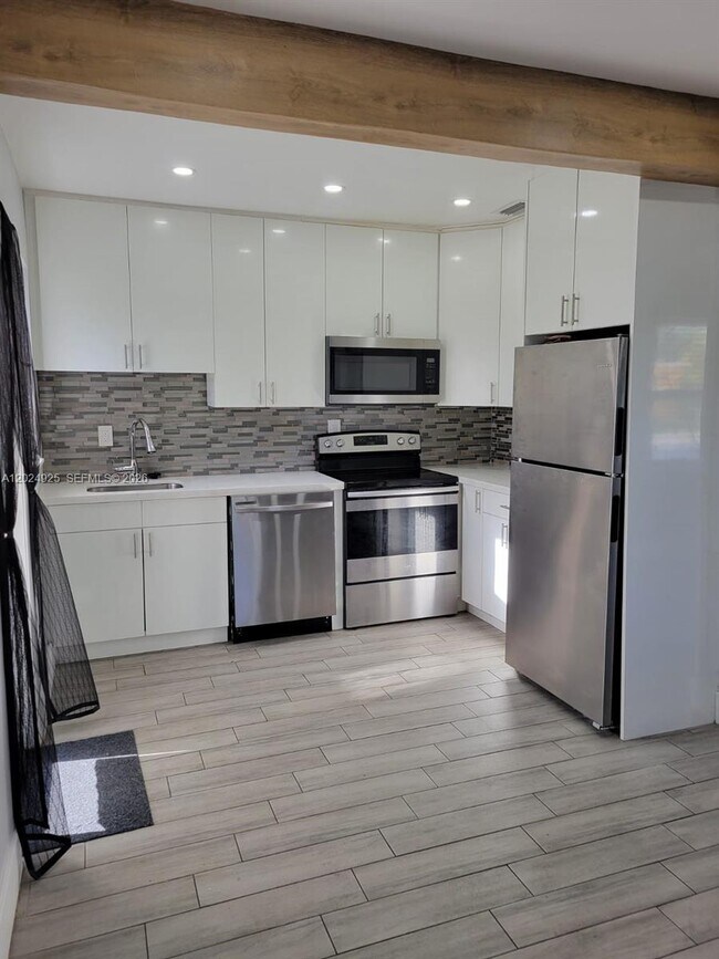 Photo - 6401 SW 58th Ave