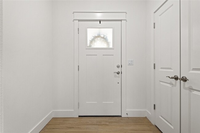 Photo - 700 Sun Meadows Loop