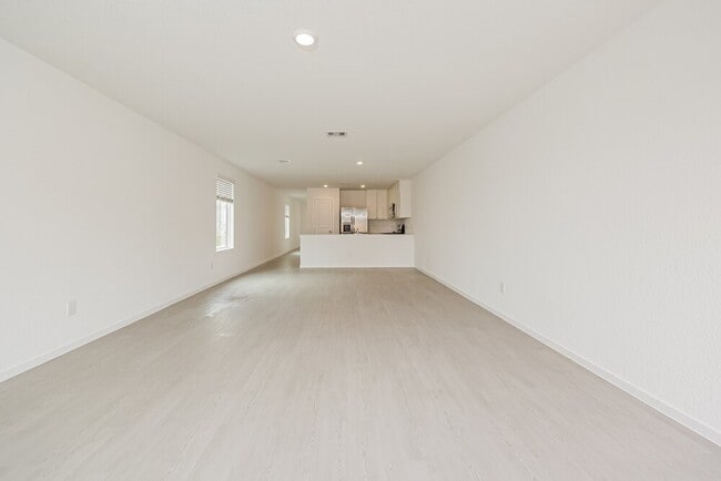 Photo - 621 Craven St