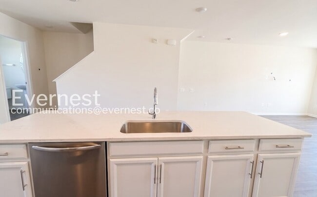 Photo - 1809 Noyack Ln