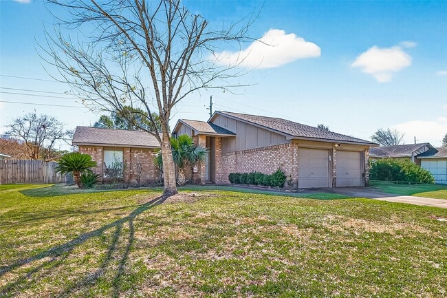 Photo - 22607 Fincastle Dr