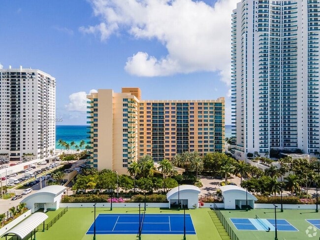 Building Photo - 2501 S Ocean Dr Unit 438 Rental