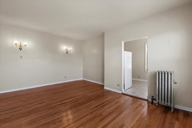 Photo - 1934 E 74th St Unit 201