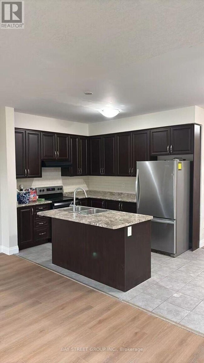 Photo - 7735 Shadbush Ln