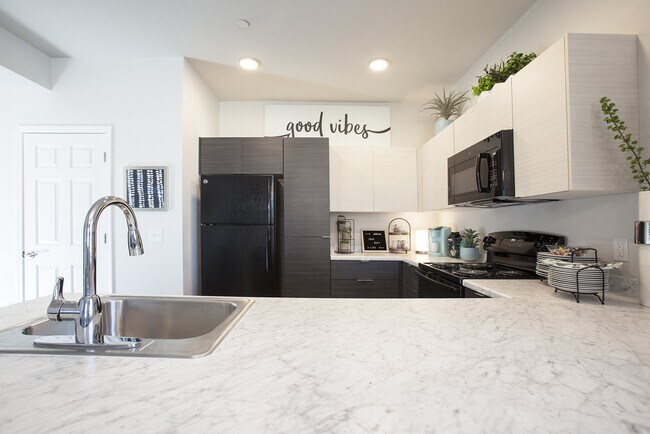 San Mateo Townhomes