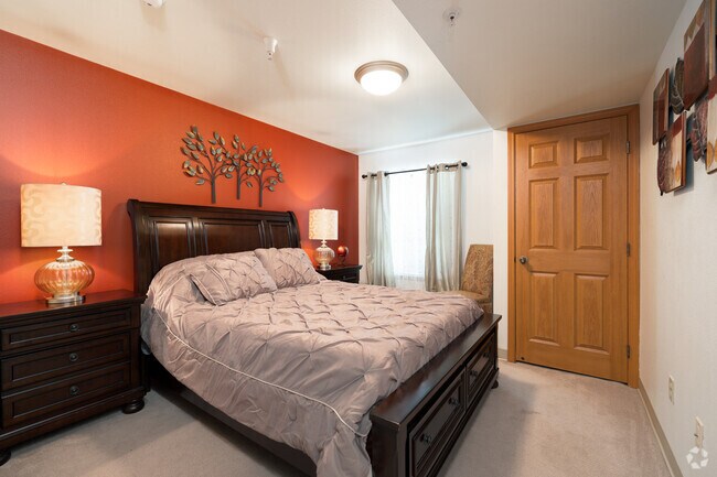 1BR, 1BA - 743SF - Bedroom