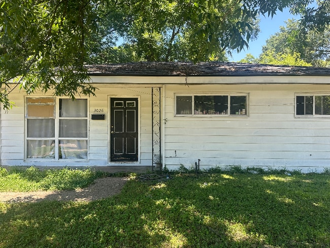 Building Photo - 3026 Amherst St Rental