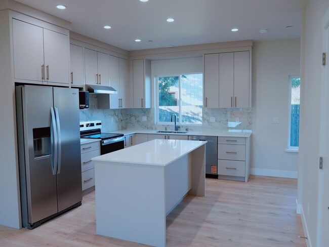 Photo - Siddle Loop Unit 104