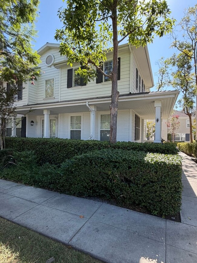 12 Ballard St