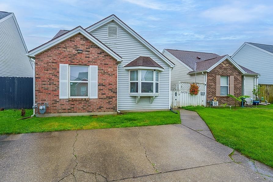 Photo - 2430 Haviland Dr House