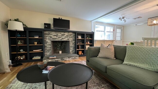 Photo - 10 Clement St