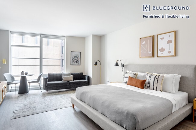 Building Photo - 8 10th St Rental