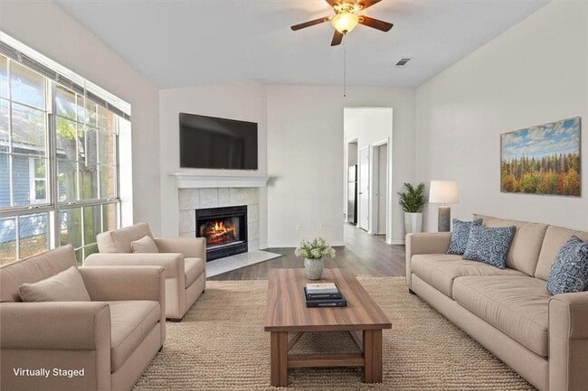 Photo - 806 Kalanchoe Ct