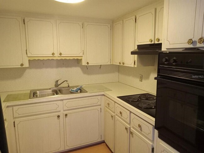 Photo - 2462 Brazilia Dr Unit 64