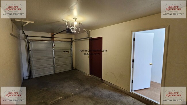 Photo - 2 story Condo with 2 bedrooms a loft and 2 1/2 baths