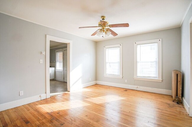 Photo - 341 Hampden St Unit 1