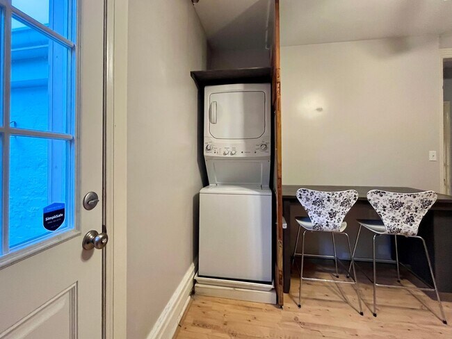 Photo - 917 W Turner St Unit 917 W Turner Apt 2