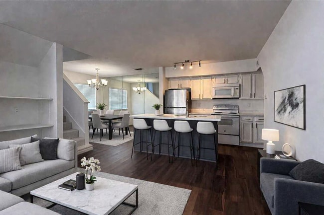 Building Photo - 9839 Walnut St Unit 9839 Walnut Street #210