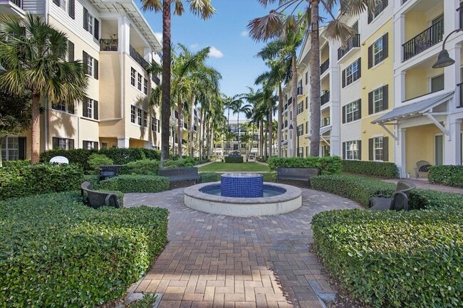 Building Photo - 225 S Latitude Cir Unit 402