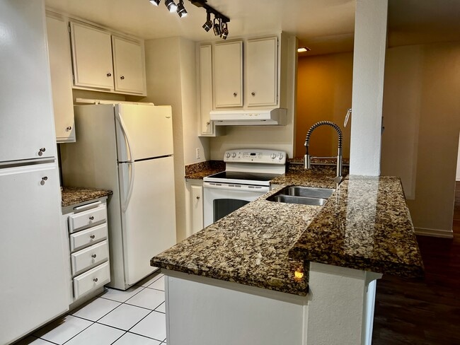 Photo - 10225 Caminito Cuervo Unit 126