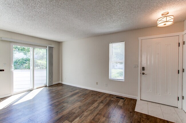 Photo - 17093 E Tennessee Dr Unidad 104