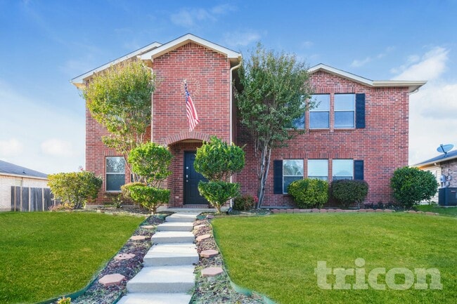 Photo - 1688 Wildrose Dr