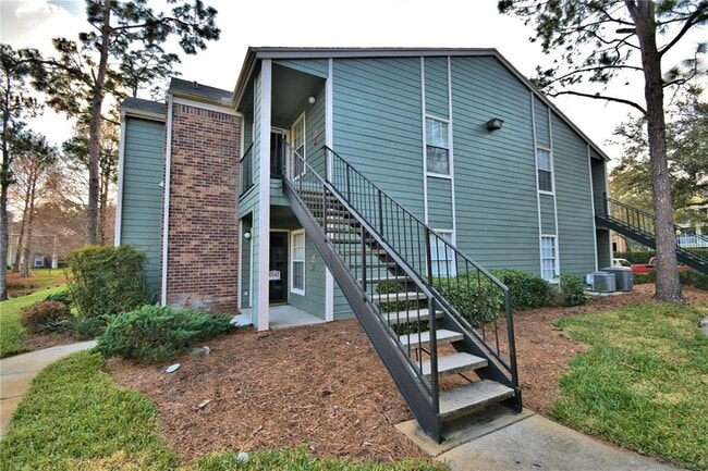 Building Photo - 5028 Park Central Dr Unit 2128