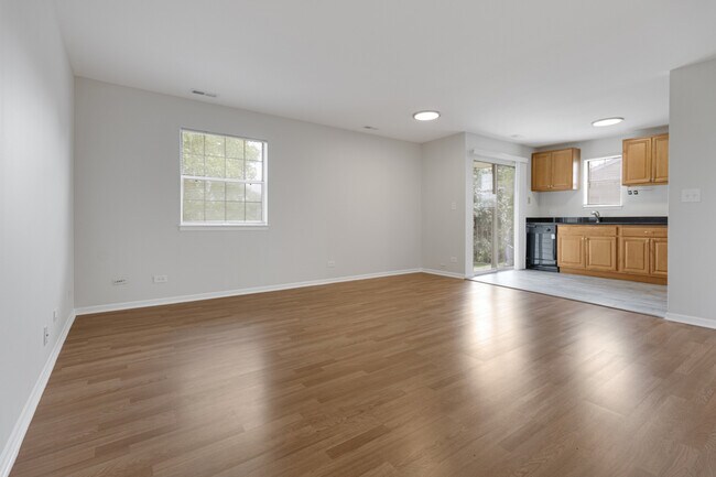 Photo - 106 Gant Cir Unit H
