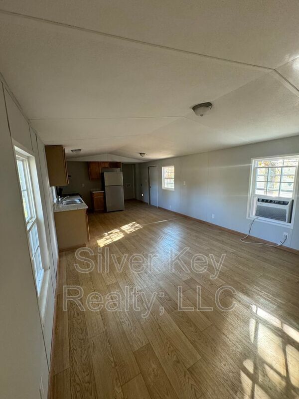 Photo - 1004 S Jackson St