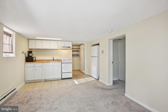 Photo - 209 Locust St Unidad B