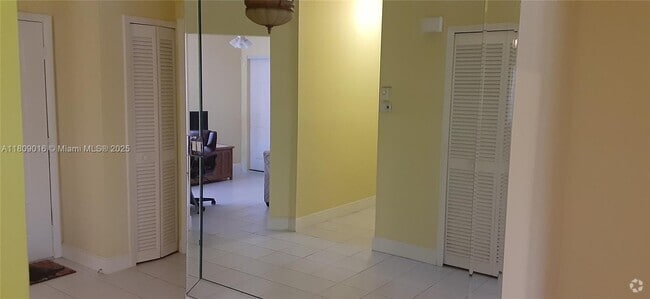 Building Photo - 8328 Waterline Dr Unit 105 Rental