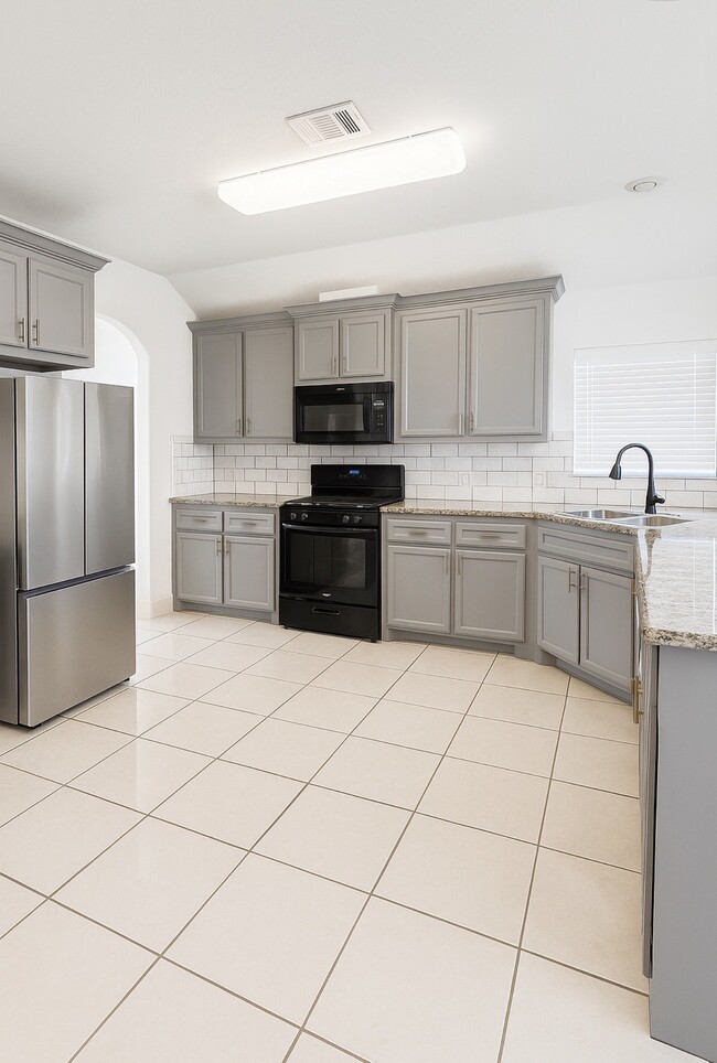 Photo - 4915 Manor Stone Ln