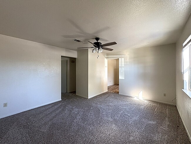 Photo - 207 Northern Dove Ln Unit B