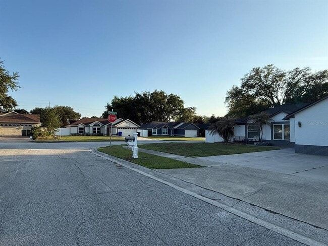 Photo - 2906 Vienna Ln