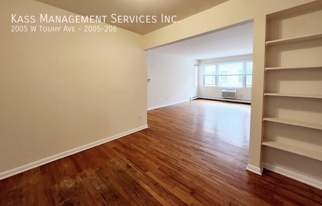 Photo - 2005 W Touhy Ave Unit 2005-206