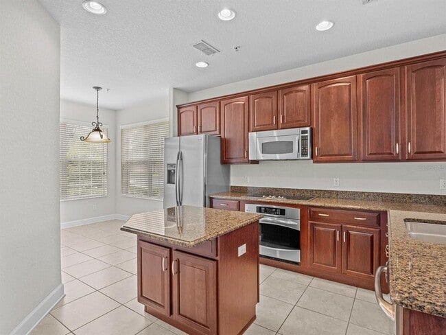 Photo - 1406 Milledge Ln