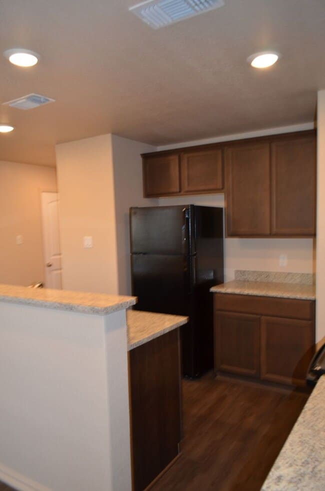 Photo - 1701 Castroville Trl Unit B 1701