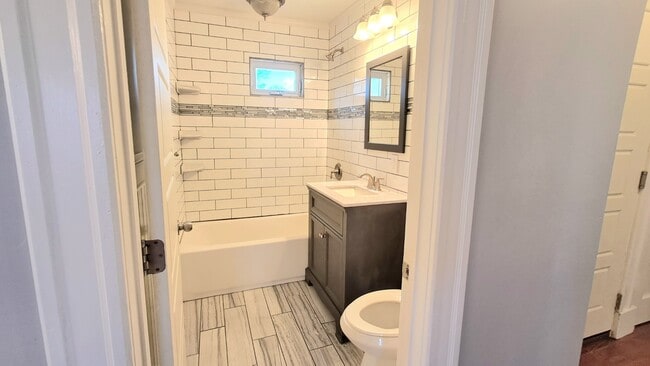 Photo - 531 Berkshire Ave Unit 3-Bedroom Apartment