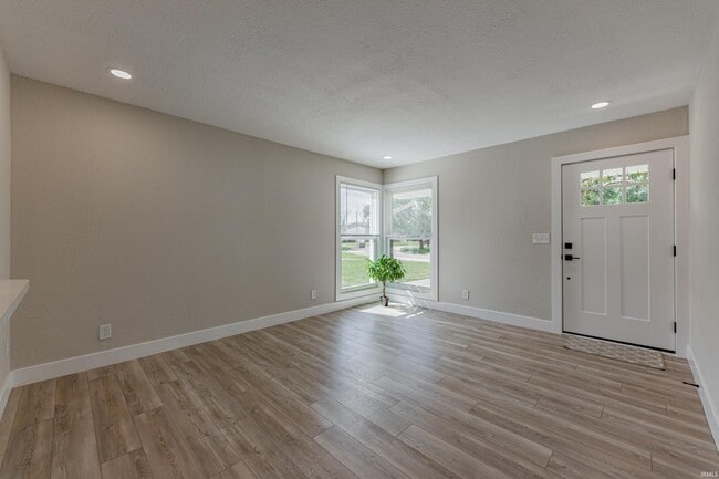Photo - 1719 Crystal Ct
