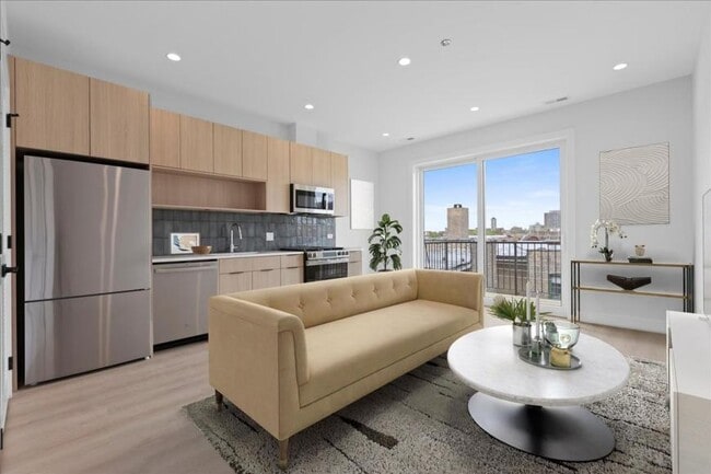 Building Photo - 1 bedroom in Chicago IL 60613 Unit 202 Rental