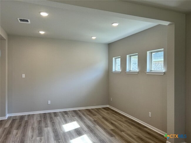 Photo - 10211 Six Shooter Ln