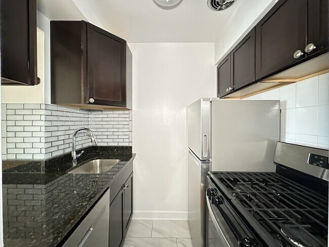 Photo - 6830 N Sheridan Rd Unit 265