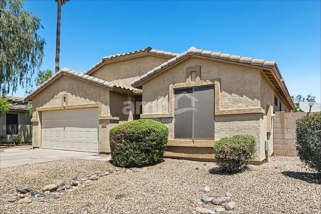 Photo - 2150 E Bellerive Pl